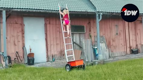 idiots bad day at work.